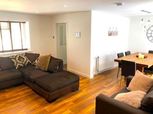 Beach Cottage Charming Cottage 2 Mins From The Beach