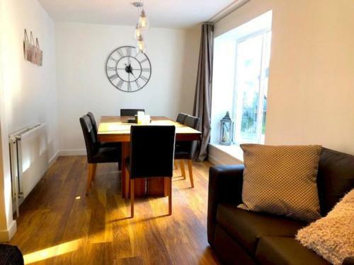 Beach Cottage Charming Cottage 2 Mins From The Beach
