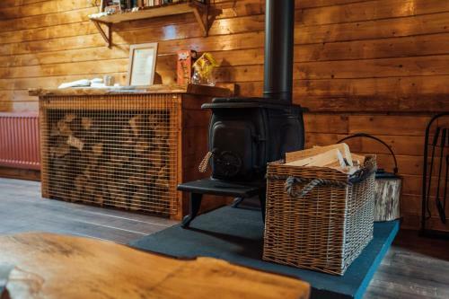 Donard Shadow Lodge