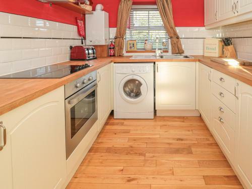 Petty Knowes Cottage
