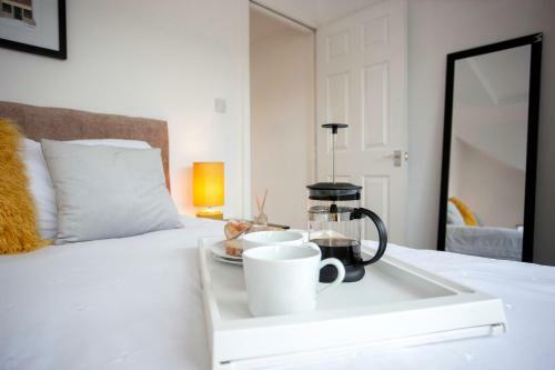 Apartamento Oakstays - Bright, Spacious Gem