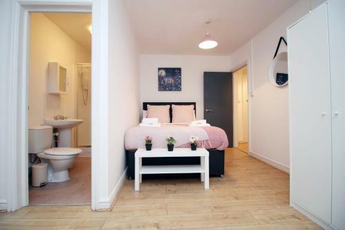 Chepstow House Apartment 1 By Staybc