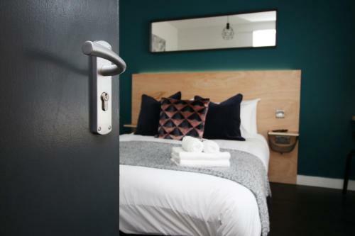 Aneurin House By Staybc