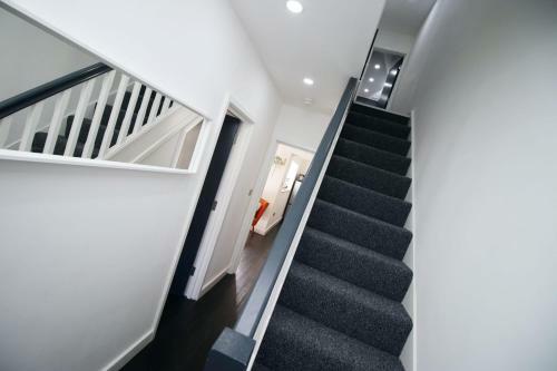 Aneurin House By Staybc