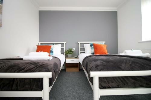 Usk House By Staybc