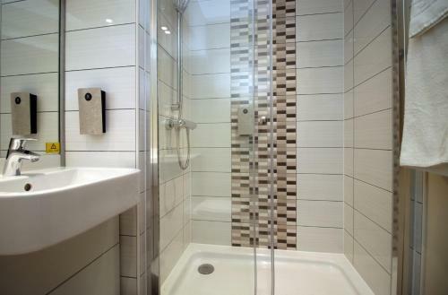 Silurian Hotel By Staybc Double Room