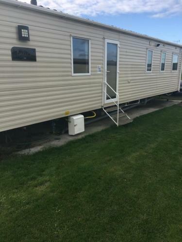 176 @newquay View - Families & Couples Only