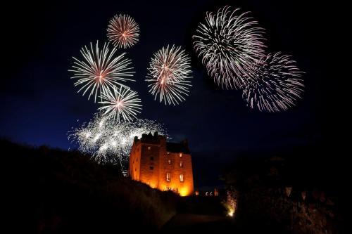 North Berwick Chateau Sleeps 16