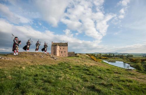 North Berwick Chateau Sleeps 16