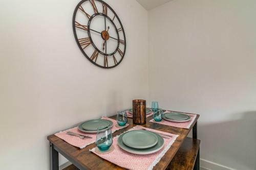 Blackstone Walk - Fabulous Houses With Parking