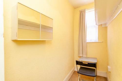 Nottingham Jireh Villa, City Center, Parking