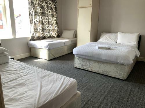 Global Village Paramount Hotel