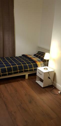 Greater Manchester Immaculate Cozy Home