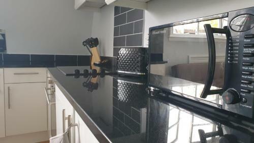 Cosy Luxe 1 Bedroom Apartment Cowley