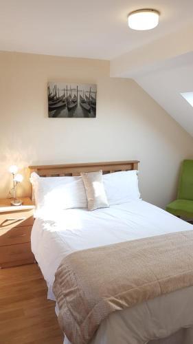 Apartamentos Cowley Spacious Flat With Parking, Oxford
