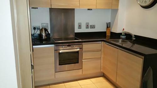 Luxury Holiday Rental - Oxford Apartment Cental - Jericho Riverfront