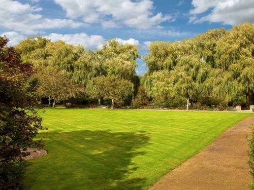 Cherbridge Lodges - Riverside Lodges, Short Lets (Business Or Holidays)