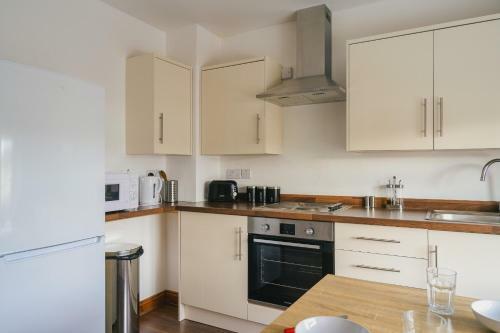 Saint Luke's Apartments By Paym�n Club