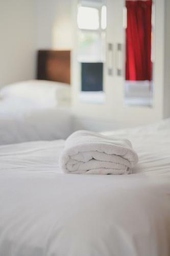 Saint Luke's Apartments By Paym�n Club