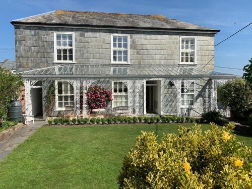 The Padstow Cottage (coswarth House)