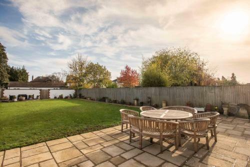 Spacious Victorian 4 Bedroom House In North Oxford