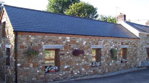 Llanmorlais Farm Cottage, Llanmorlais
