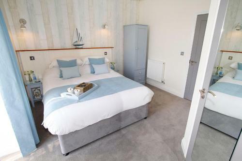 Bed & Breakfast The Estuary - A Bar With Rooms