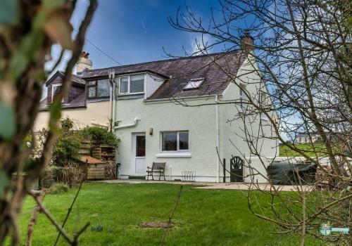 1 Lambston Cottage