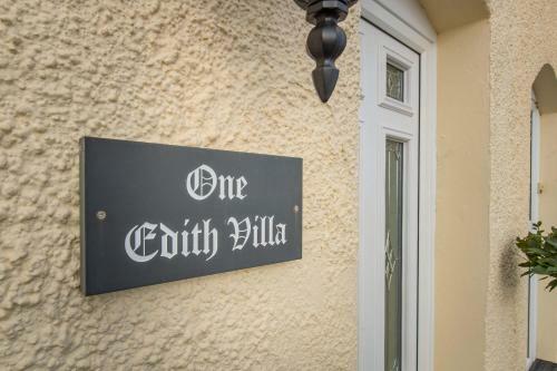 Edith Villa