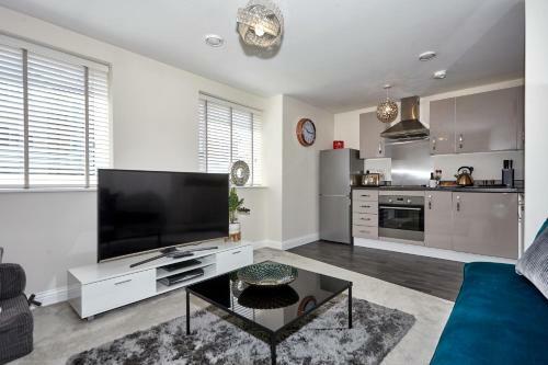 Stunning Modern Apartment With Parking By Comfyworkers