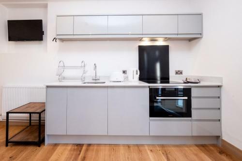 Birch ? Three Tuns Apartments