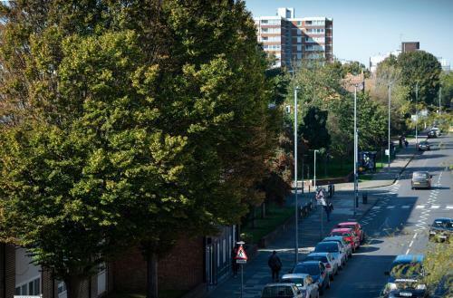 Elm View - 2 Bed 2 Bath Apartment With Parking In Central Southsea
