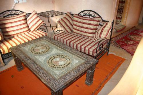 Bed & Breakfast Maison Merzouga Guest House