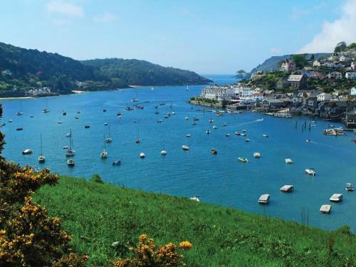 1 Combehaven
