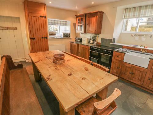 Salmon Cottage