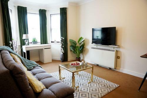18 Parkgate Dreams Unlimited Serviced Accommodation- Sloughheathrow