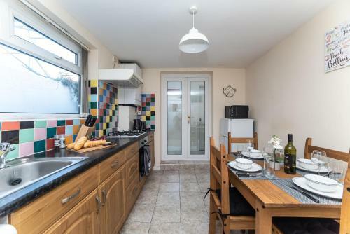 Beautiful Marine Park 2 Bedroom Apartment