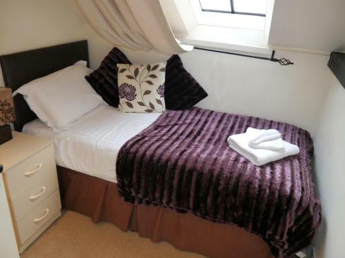 Hamlet Cottage Sleeps 3-4 Stratford Upon Avon