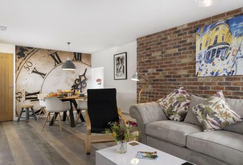 The Old Antique Shop