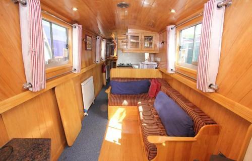 Amazing Narrow Boat Stratford-on-avon River Avon