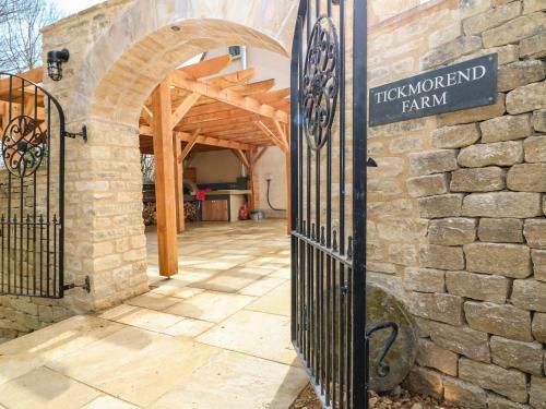 Tickmorend Farm