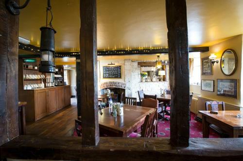 Posada The Crown At Marnhull