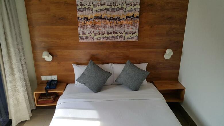 Hotel Dynasty Inn