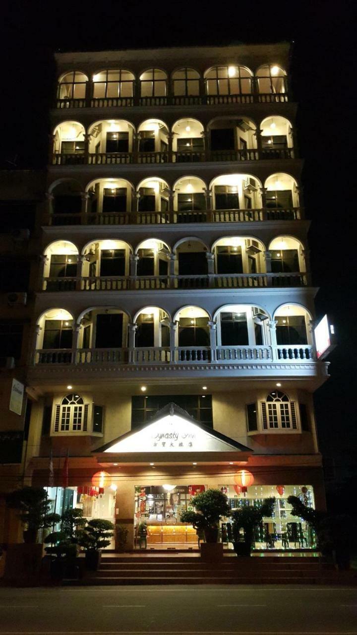 Hotel Dynasty Inn