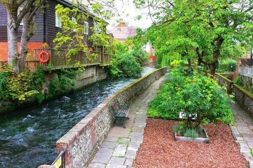 Executive 1 Bed Apartment In Winchester Hampshire