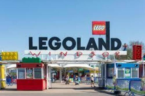 Lego Land Windsor Castle Victorian Town House