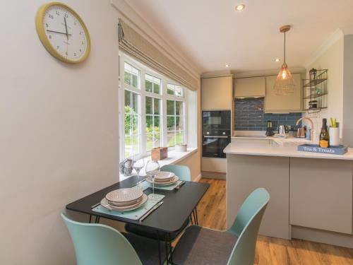 Lowera Cottage