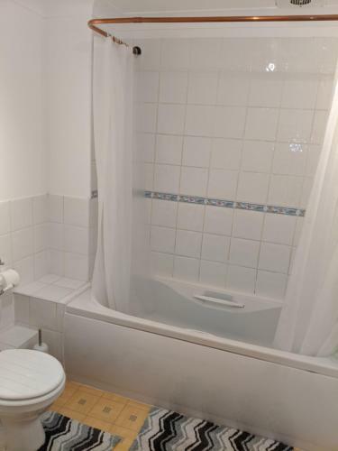 Oaklawn Service Apartments