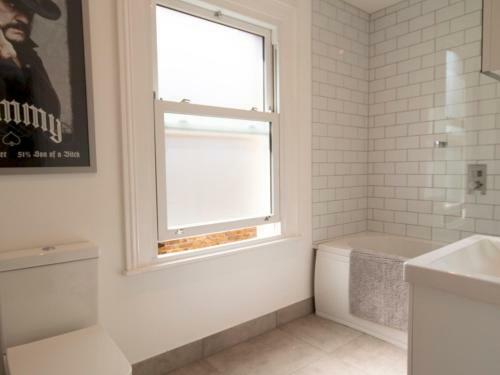 A Windsor Dream Home! Stylish And Roomy!