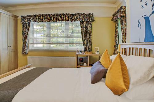 Oyo Wayside Hotel